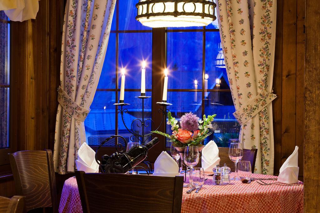 Hotel Aux Mille Etoiles Salvan Eksteriør billede