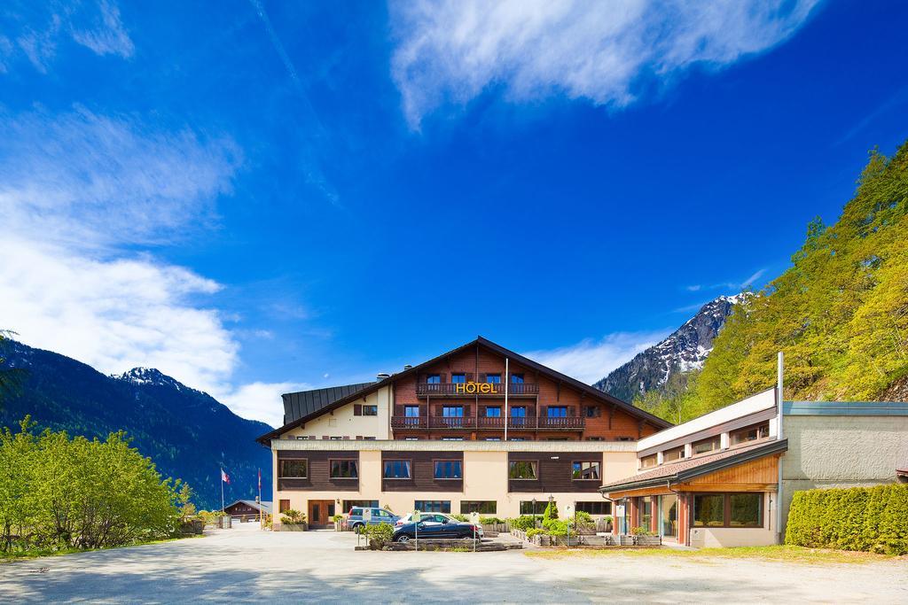 Hotel Aux Mille Etoiles Salvan Eksteriør billede