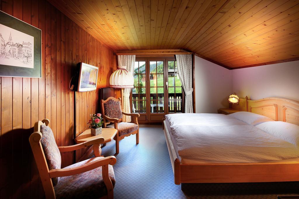Hotel Aux Mille Etoiles Salvan Eksteriør billede