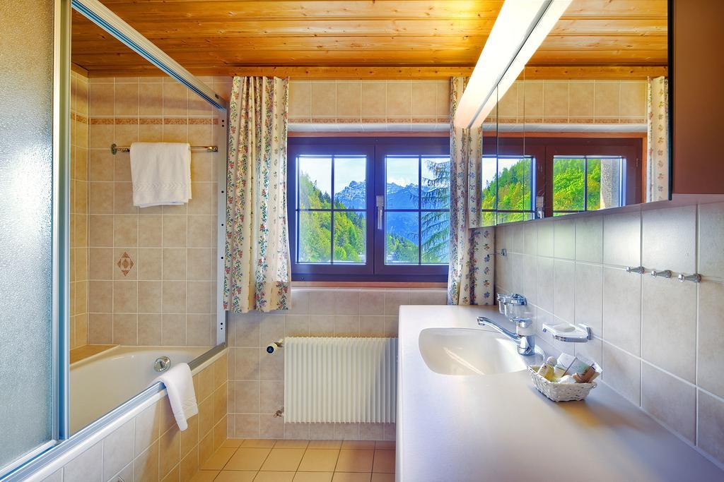 Hotel Aux Mille Etoiles Salvan Eksteriør billede